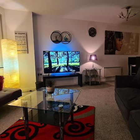 Luxury 2 Bed Apt With Free Wi-Fi & Parking Μάντσεστερ Εξωτερικό φωτογραφία