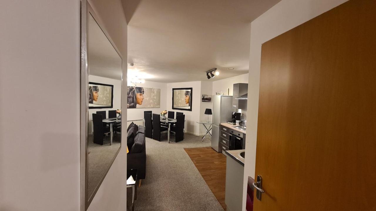 Luxury 2 Bed Apt With Free Wi-Fi & Parking Μάντσεστερ Εξωτερικό φωτογραφία