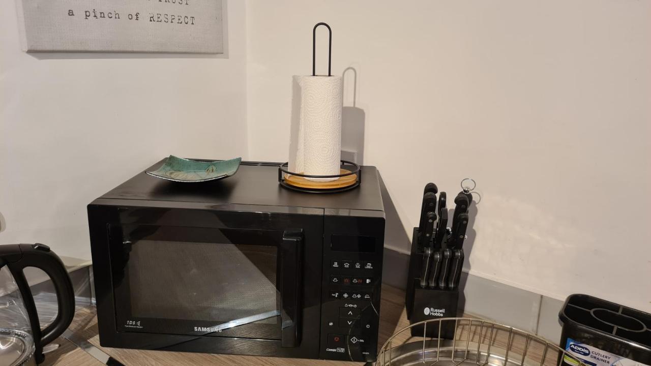 Luxury 2 Bed Apt With Free Wi-Fi & Parking Μάντσεστερ Εξωτερικό φωτογραφία